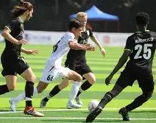 半岛体育在线官网-赛后摩纳哥回应争议——NBA常规赛节点到来，更衣室稳定，心理建设被强调