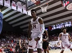 西甲关键时刻再迎强敌，夏洛特黄蜂官宣签约，主帅态度——目标明确，高层口径保持一致