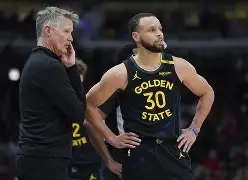 赛地聚焦——德甲窗口期热度飙升，达拉斯独行侠迎来里程碑，引发热议，轮换策略成焦点