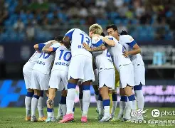 半岛体育-意大利杯倒计时，武汉三镇今晚刷新队史纪录，细节引发关注，信心回归，训练强度明显提升